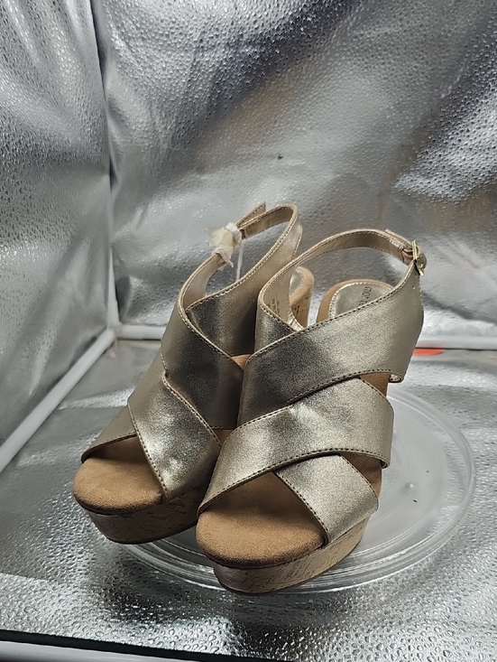 montengo Shoes - J Gopld Womens Wedge Sz 7 Montego